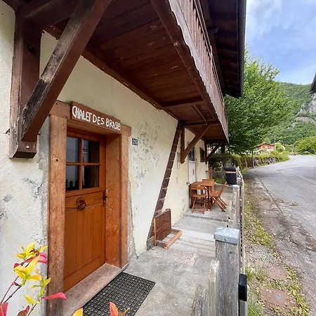 - Video Projecteur Et Terrasse - Proche Saint-Jeoire